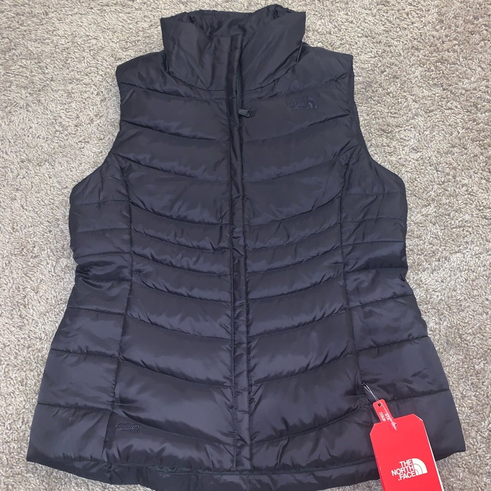 north face vest. NWT